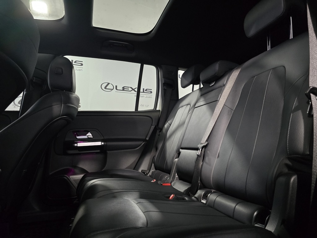 Thumbnail: 2020 Mercedes-Benz GLB - 27