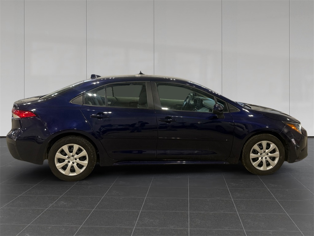 2024 Toyota Corolla LE FWD