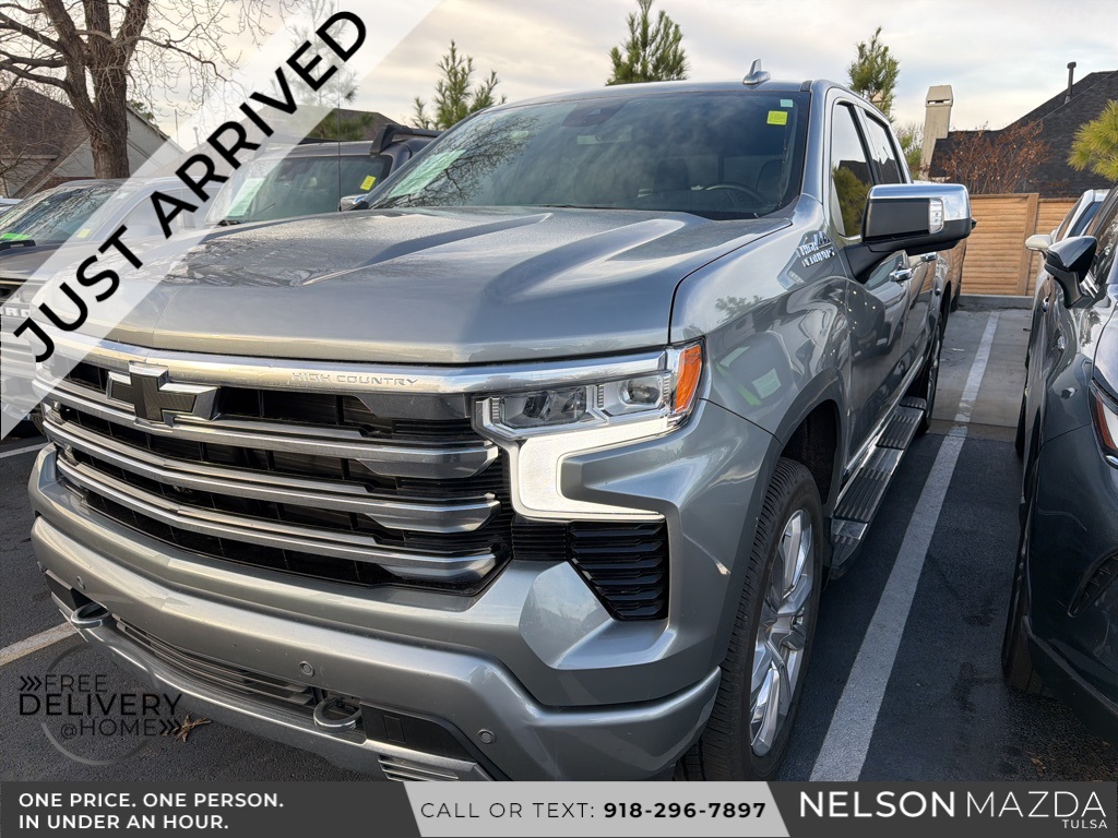 2023 Chevrolet Silverado 1500 High Country Crew Cab 4WD