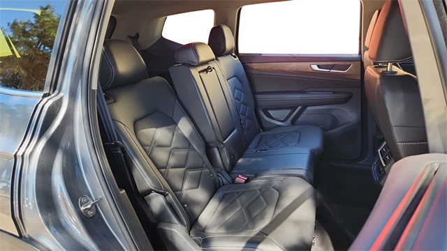 2025 Volkswagen Atlas