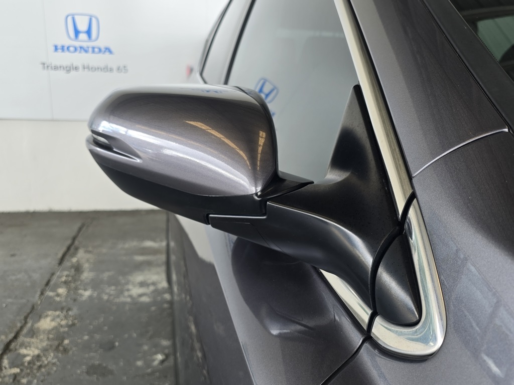 Thumbnail: 2021 Honda CR-V - 23