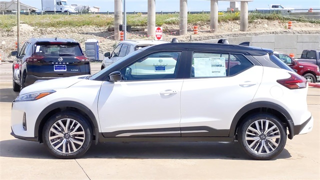 2023 Nissan Kicks