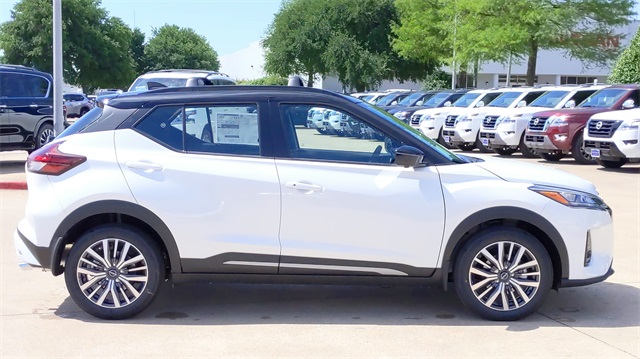 2023 Nissan Kicks