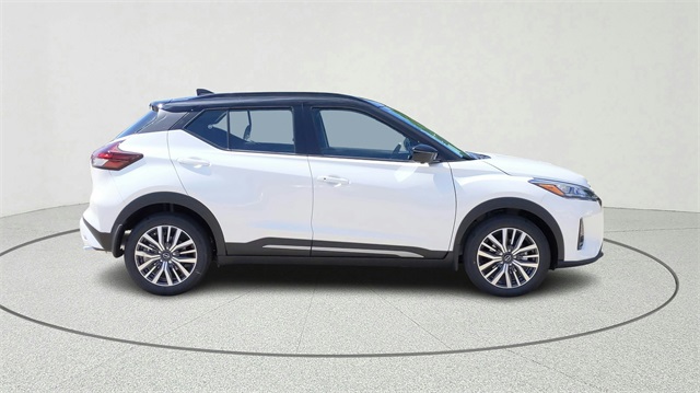 2023 Nissan Kicks
