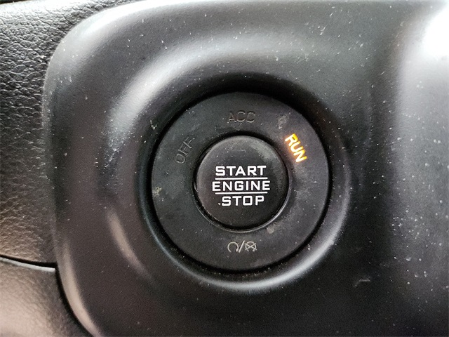 Used Car 2020 Jeep Wrangler  Unlimited Sahara For Sale Under $30,000 In Plainview, Texas