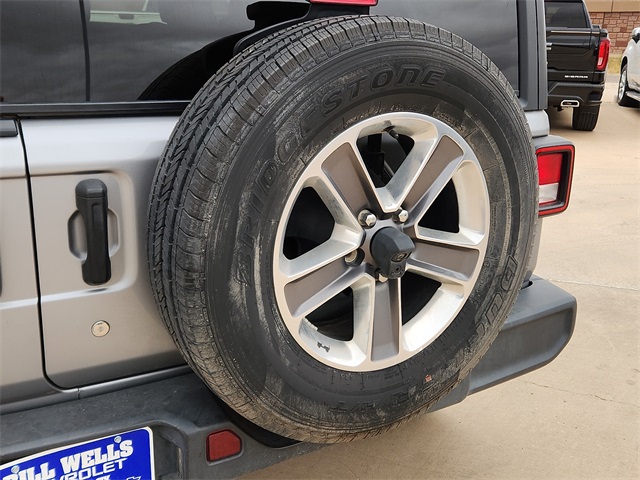 Used Car 2020 Jeep Wrangler  Unlimited Sahara For Sale Under $30,000 In Plainview, Texas