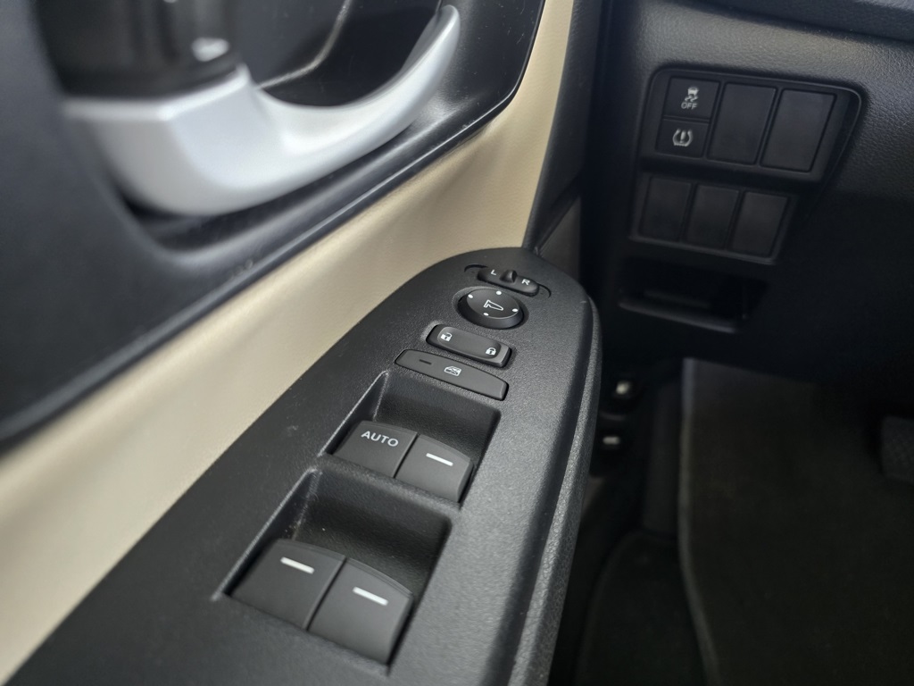 Thumbnail: 2019 Honda CR-V - 13