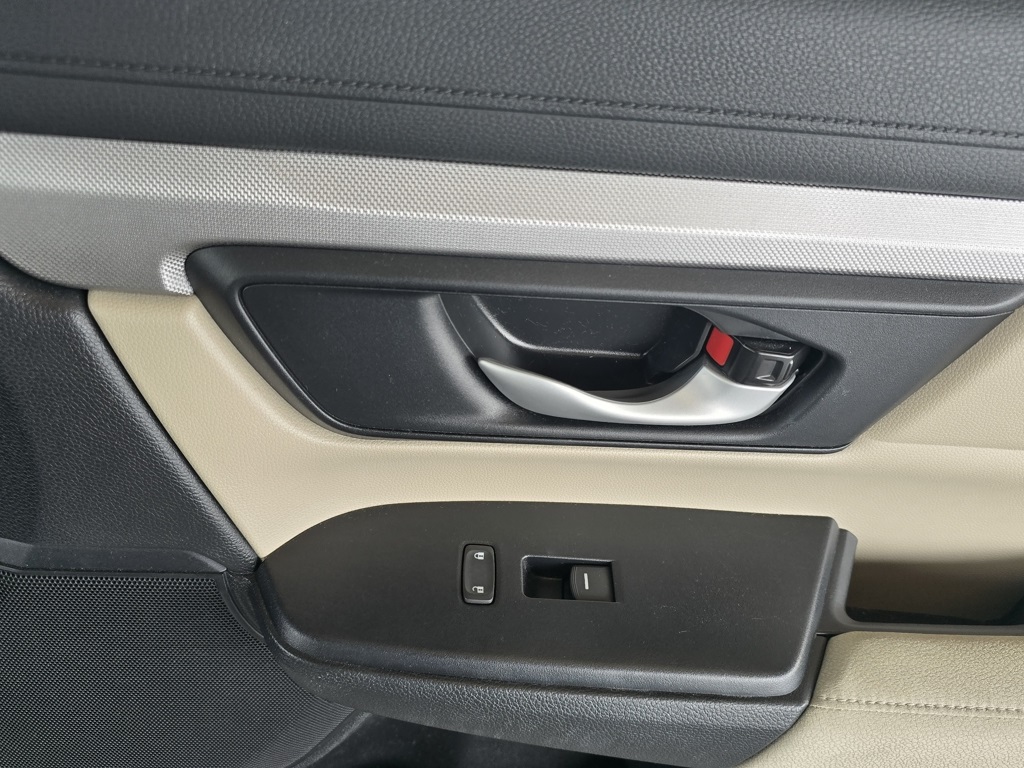 Thumbnail: 2019 Honda CR-V - 15