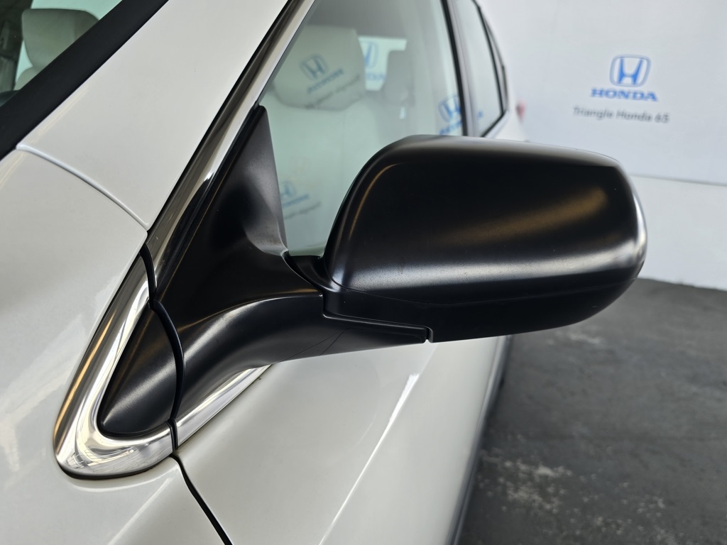 Thumbnail: 2019 Honda CR-V - 23