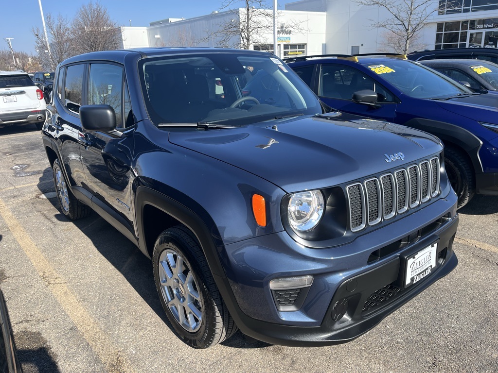 2023 Jeep Renegade Latitude 4WD