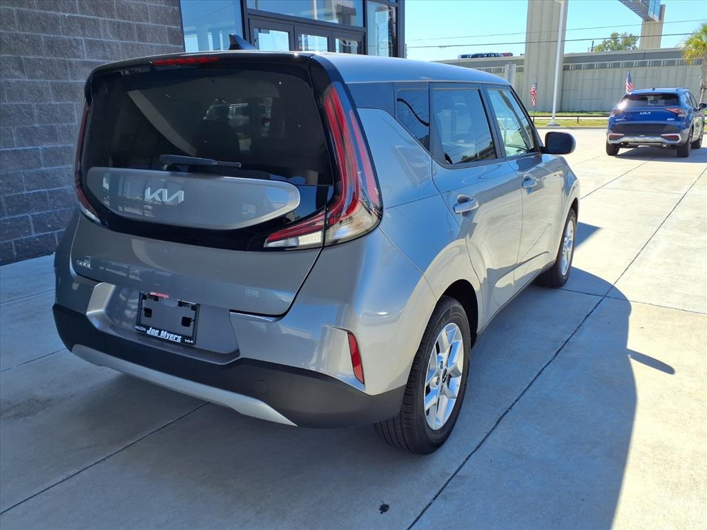 2025 Kia Soul LX - 3