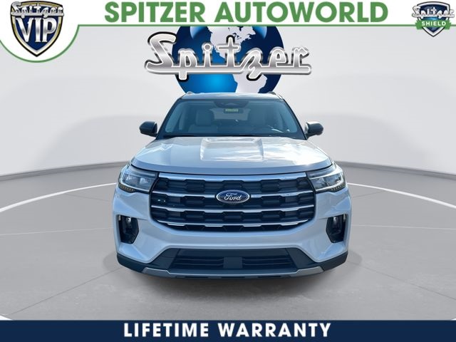 View vehicle photo 3