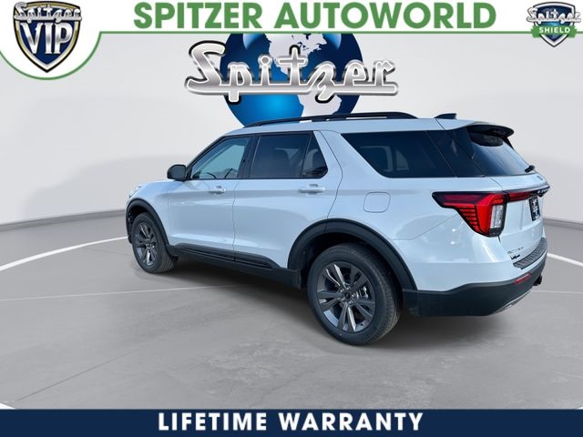 View vehicle photo 7