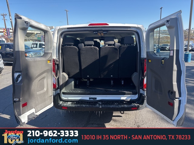 Used Car 2020 Ford Transit-350  Xlt For Sale Under $30,000 In San Antonio, Texas