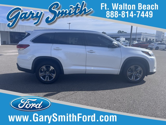 2019 Toyota Highlander Limited Platinum's photo