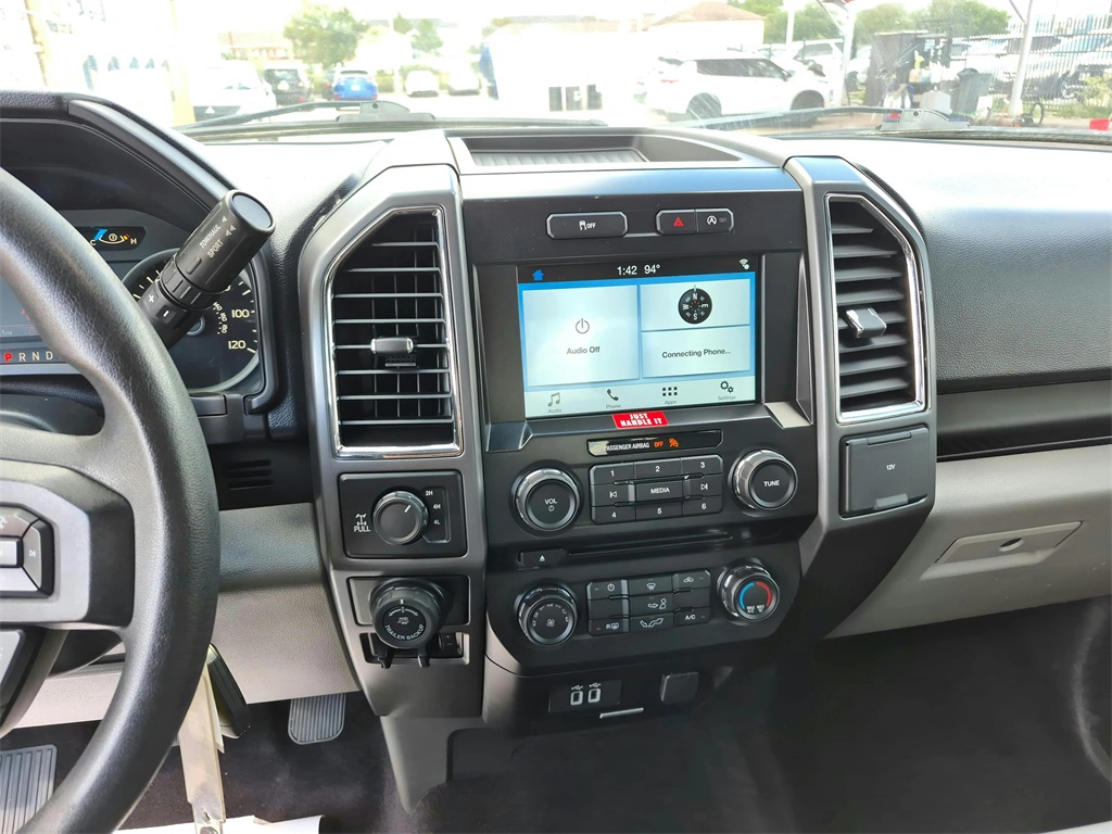 2017 Ford F-150 XLT White at Autostrade