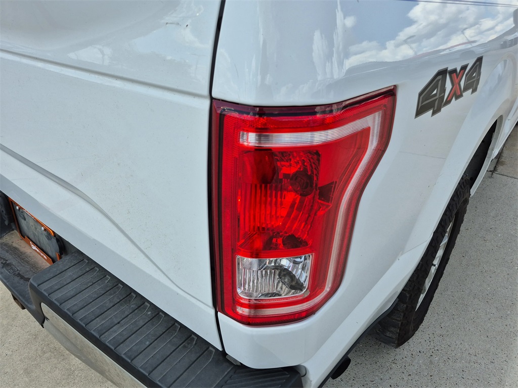 2017 Ford F-150 XLT White at Autostrade