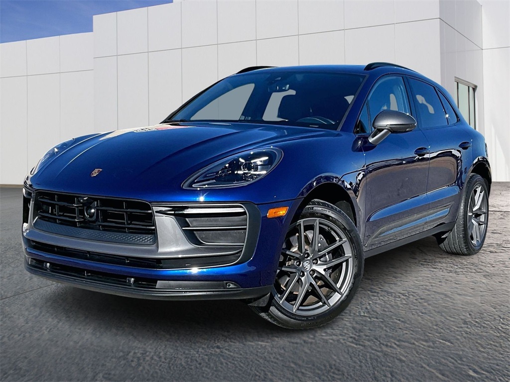 2024 Porsche Macan T AWD