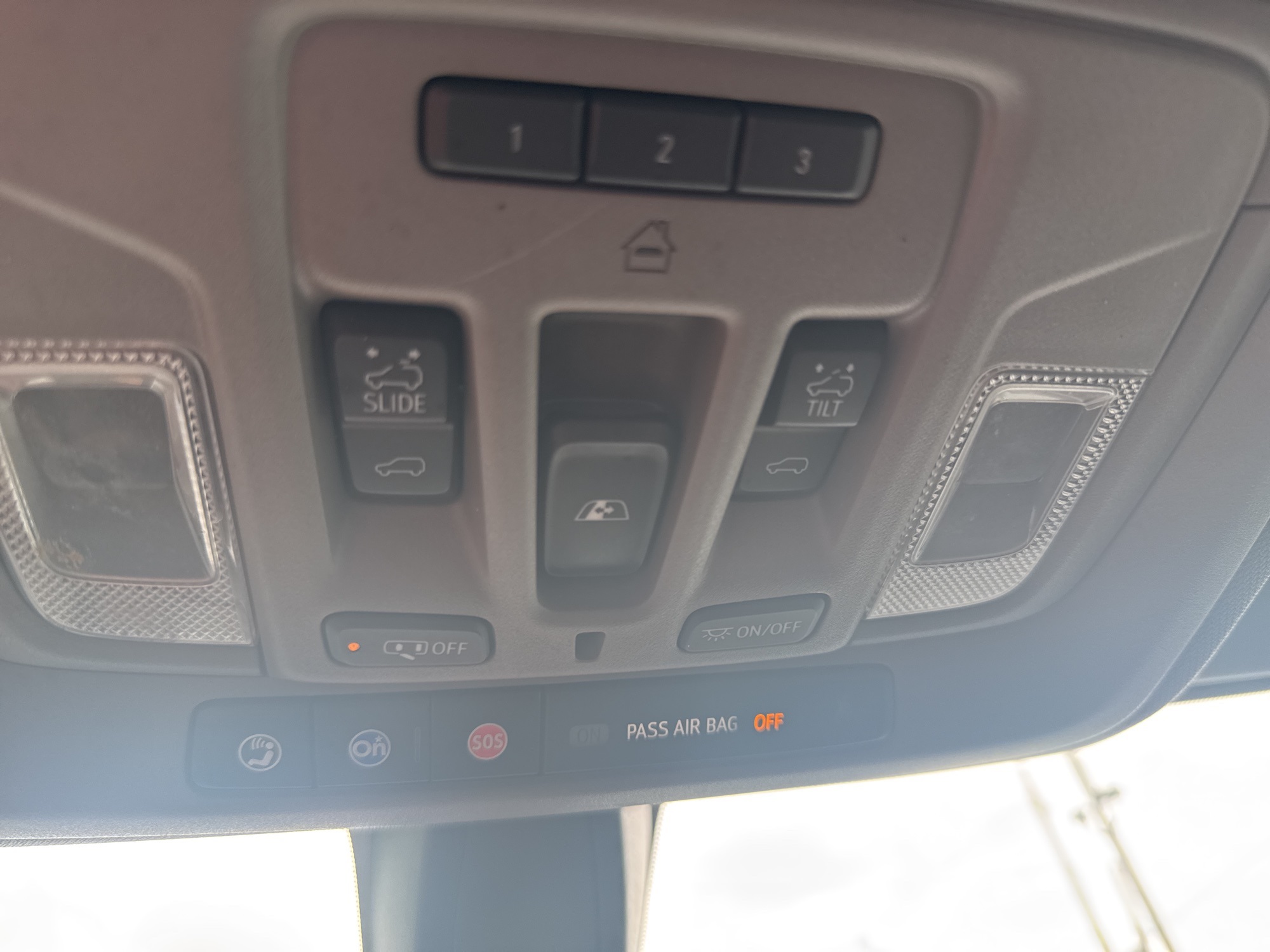 2021 Chevrolet Silverado 1500 RST photo 23