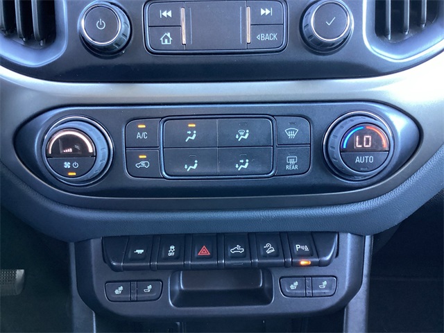 Used Car 2022 Chevrolet Colorado  Z71 For Sale Under $35,000 In San Antonio, Texas