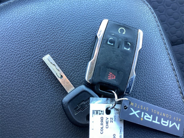 Used Car 2022 Chevrolet Colorado  Z71 For Sale Under $35,000 In San Antonio, Texas