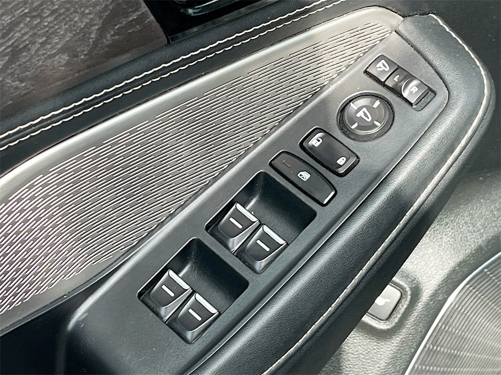 2023 Acura MDX Advance Gray at AutoSavvy Houston Northwest