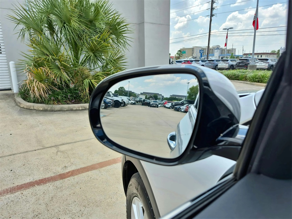 2019 Kia Sorento L Silver at DeMontrond Automotive Group