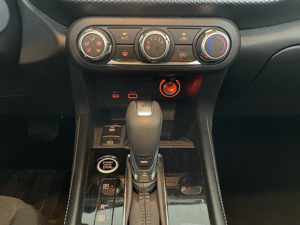 Thumbnail: 2024 Nissan Kicks - 15