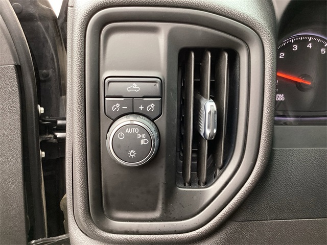 Used Car 2022 Chevrolet Silverado 1500  Custom For Sale Under $30,000 In San Antonio, Texas