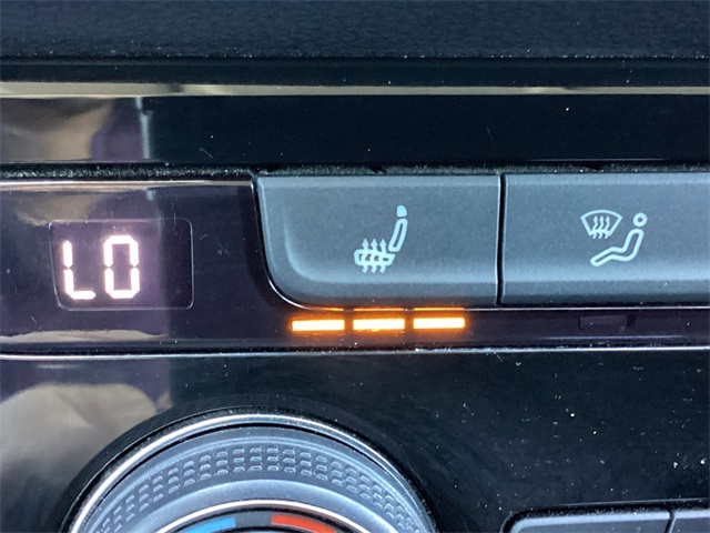 Used Car 2024 Volkswagen Taos  1.5t Se For Sale Under $20,000 In San Antonio, Texas