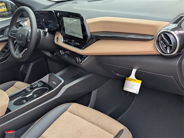 2026 Chevrolet Equinox ACTIV White at Traditions Chevrolet