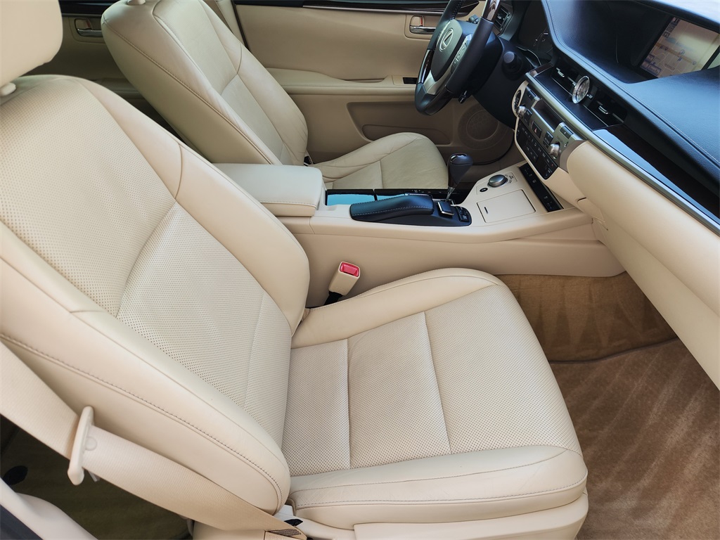 2013 Lexus ES 350 Beige at Emmons Autoplex