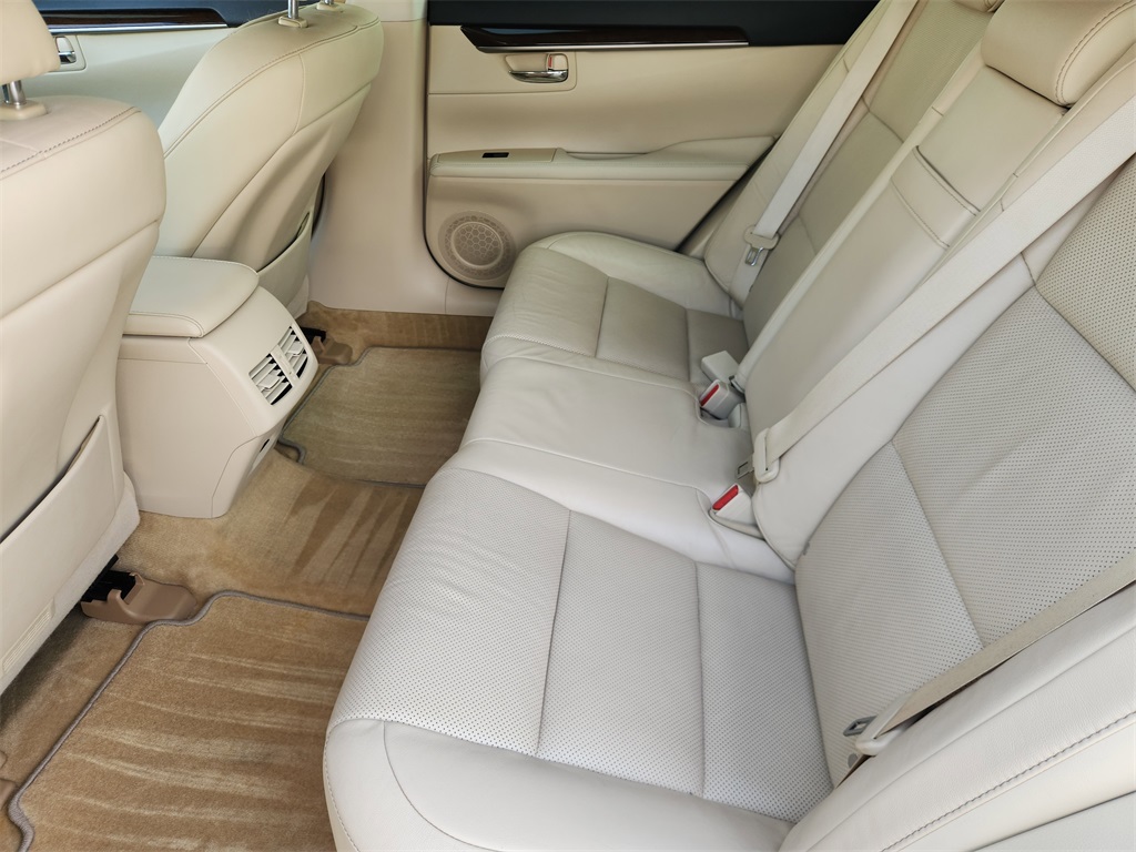 2013 Lexus ES 350 Beige at Emmons Autoplex