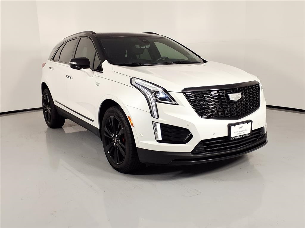 2024 Cadillac XT5 Premium Luxury White at AutoSavvy Houston Northwest
