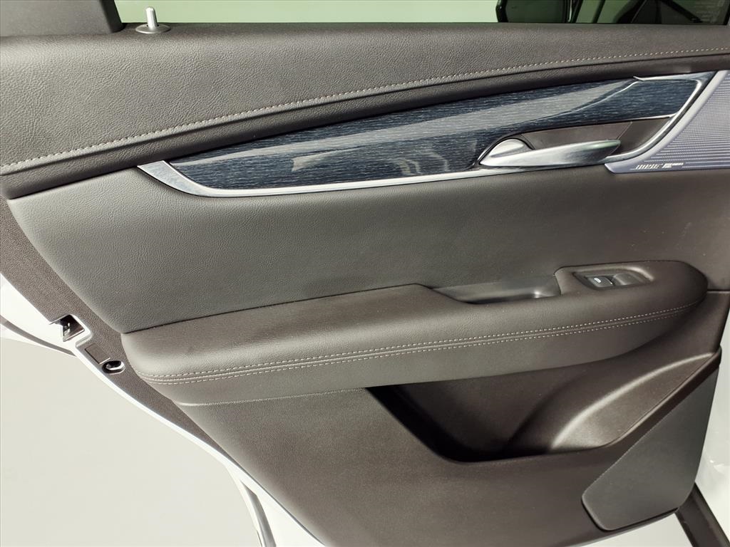 2024 Cadillac XT5 Premium Luxury White at AutoSavvy Houston Northwest