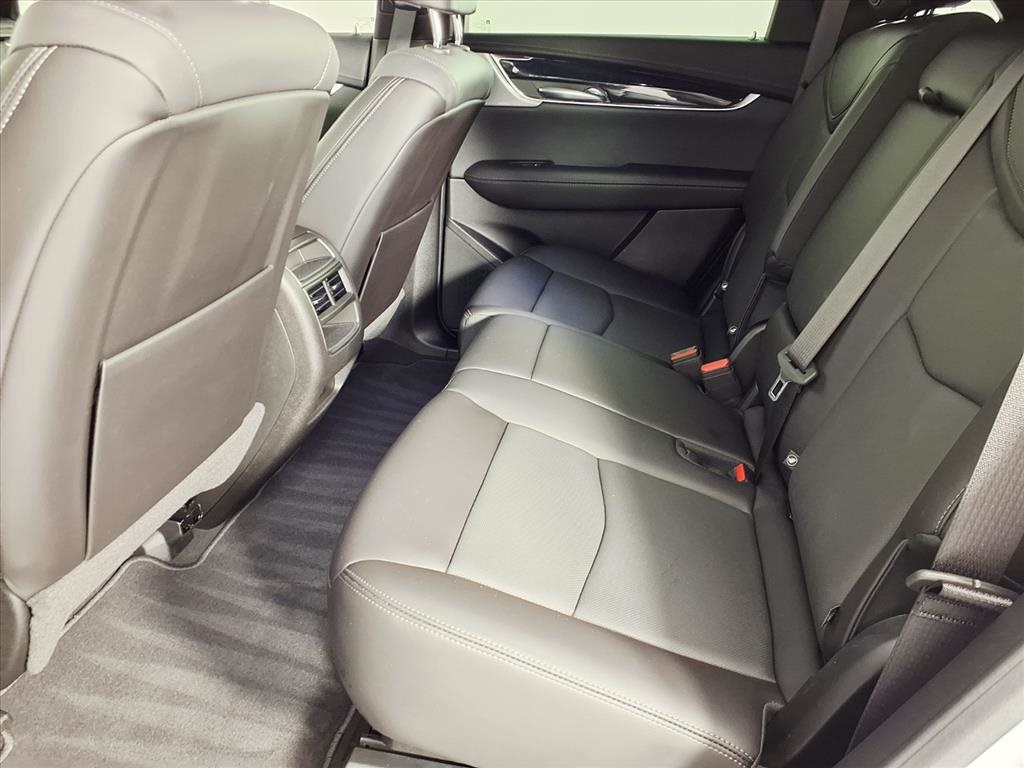 2024 Cadillac XT5 Premium Luxury White at AutoSavvy Houston Northwest