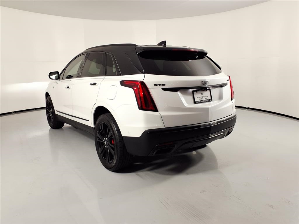 2024 Cadillac XT5 Premium Luxury White at AutoSavvy Houston Northwest