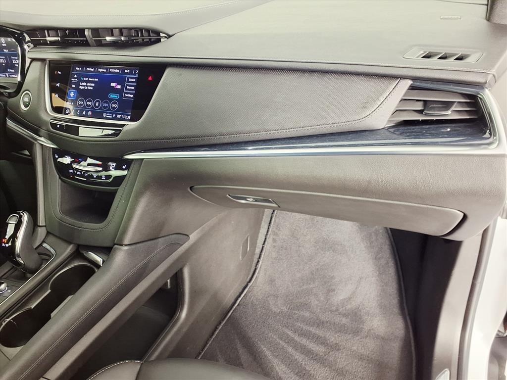 2024 Cadillac XT5 Premium Luxury White at AutoSavvy Houston Northwest