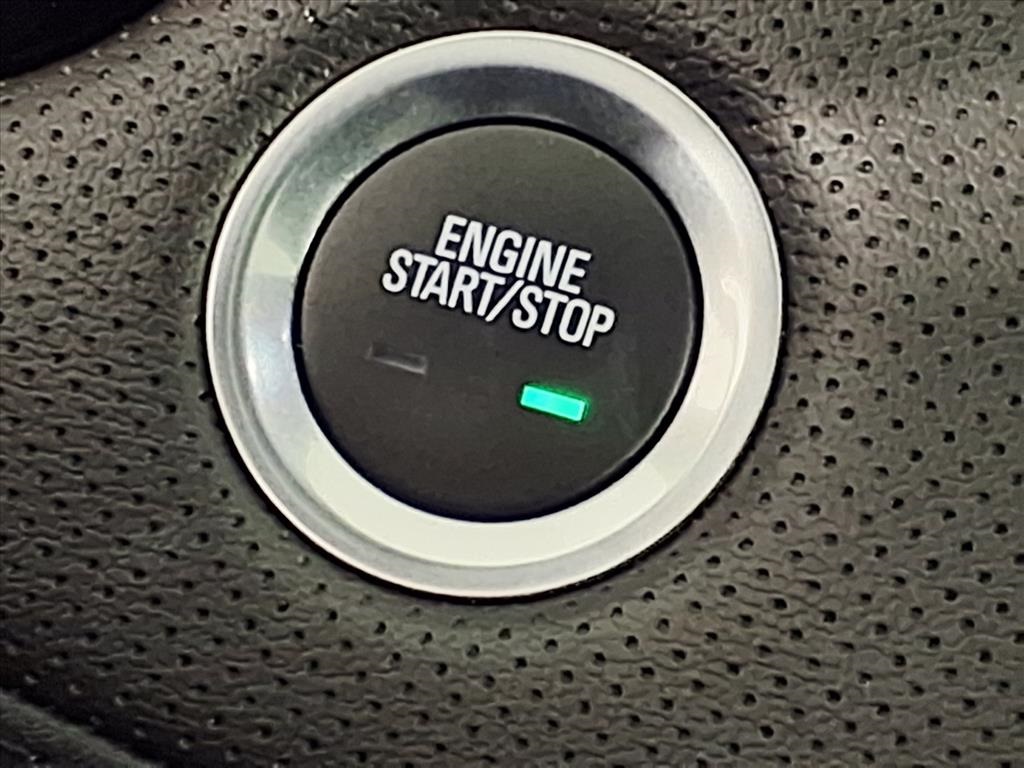 2024 Cadillac XT5 Premium Luxury White at AutoSavvy Houston Northwest