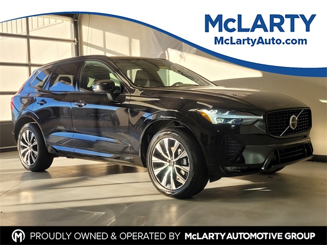 2025 Volvo XC60 B5 Plus Dark Theme AWD