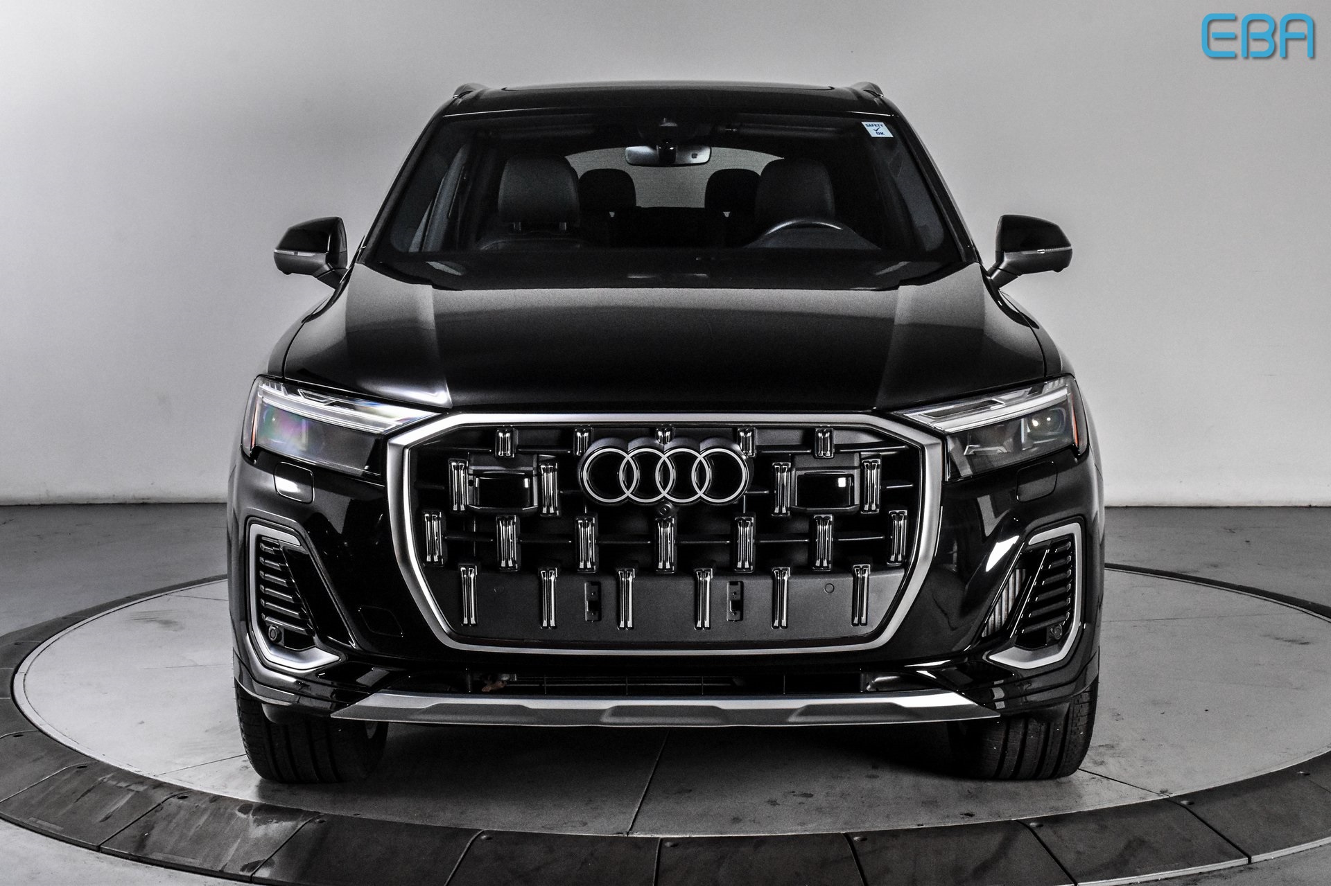 2025 Audi Q7 55 Premium Plus photo 8