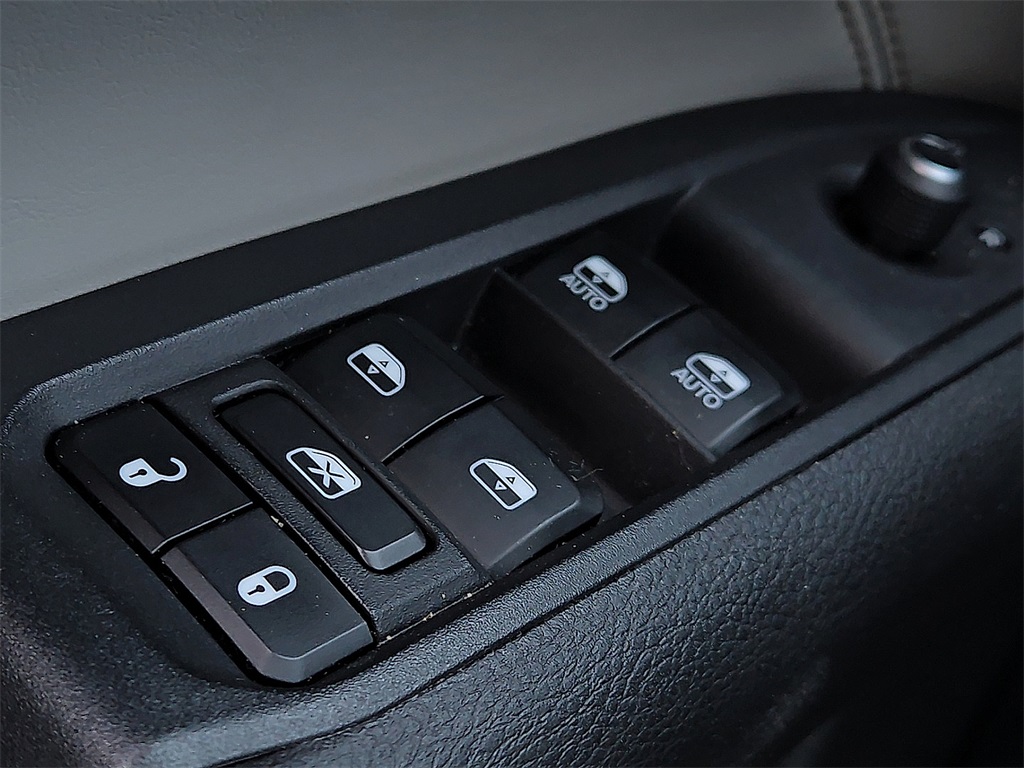 Used 2023 Jeep Compass For Sale in Farmington, AR