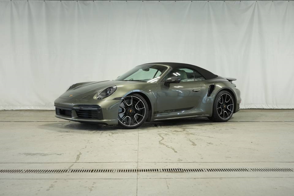 2021 Porsche 911 Turbo S Cabriolet AWD