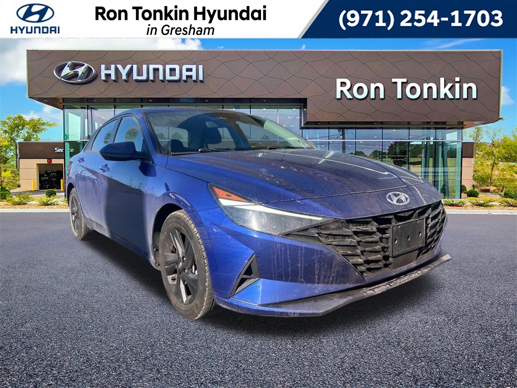 2022 Hyundai Elantra SEL FWD