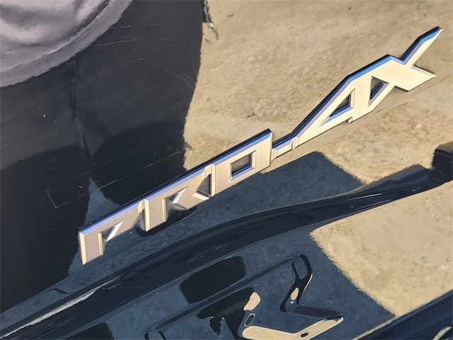 2023 Nissan Frontier PRO-4X Black at Durrett Motor Company