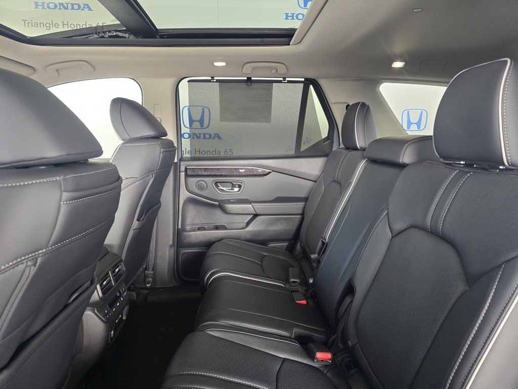 Thumbnail: 2025 Honda Pilot - 25