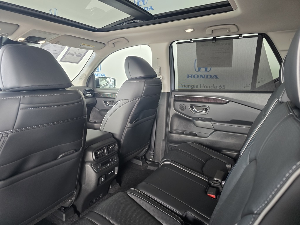 Thumbnail: 2025 Honda Pilot - 26