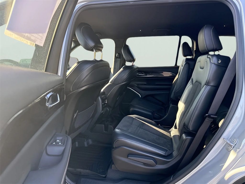 2022 Jeep Grand Cherokee L