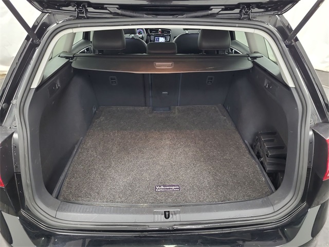 2015 – Volkswagen – Golf SportWagen