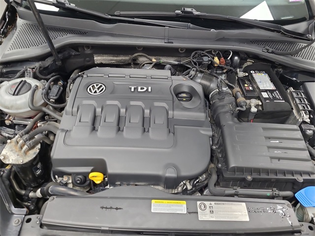 2015 – Volkswagen – Golf SportWagen